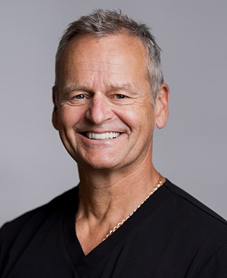 Dr. Paul Hul | Point McKay Dental | General & Family Dentist | NW Calgary